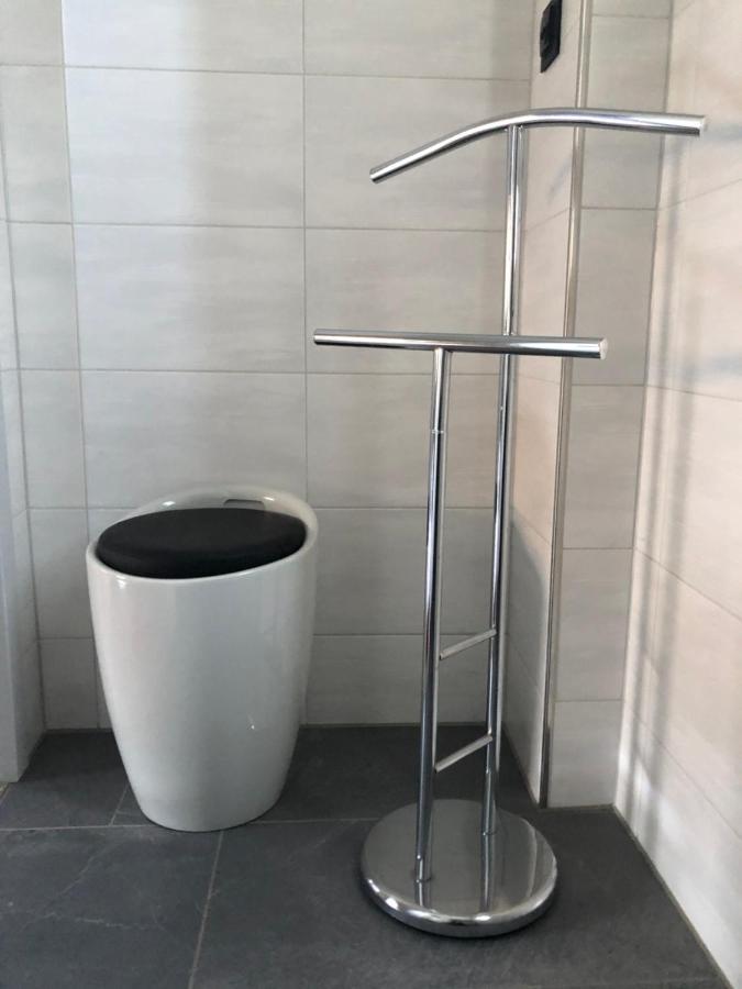 Body Kult Loft - Modernes Appartement Mit 2 Separaten Schlafzimmern Zwickau Exterior foto