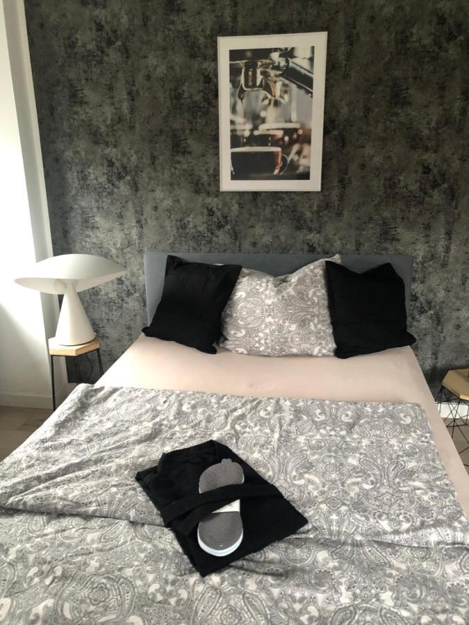Body Kult Loft - Modernes Appartement Mit 2 Separaten Schlafzimmern Zwickau Exterior foto